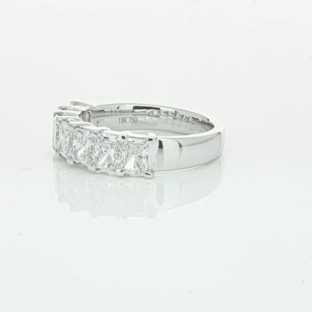 18ct White Gold Radiant Cut Diamond Asra Ring