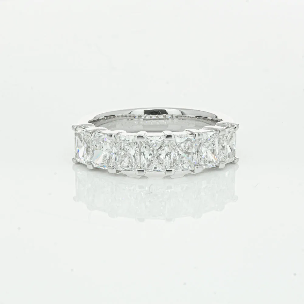 18ct White Gold Radiant Cut Diamond Asra Ring