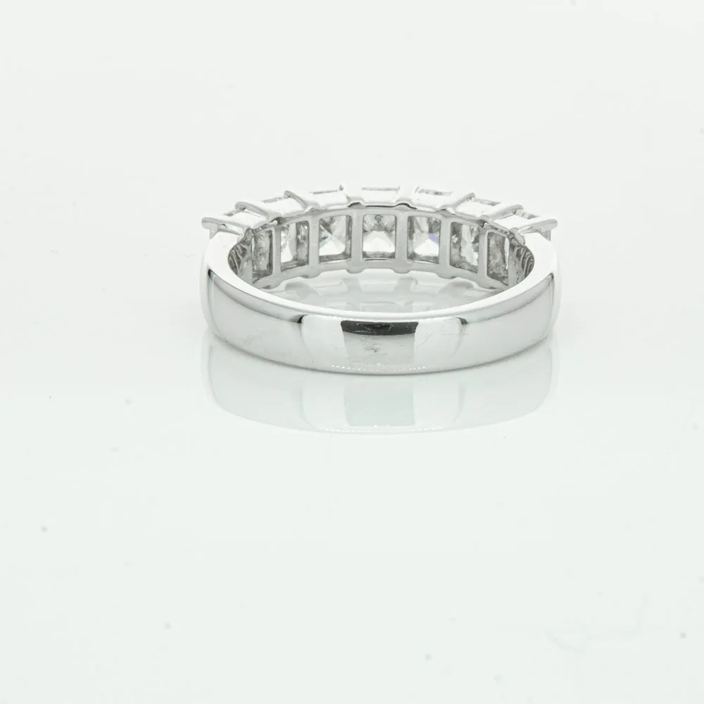 18ct White Gold Radiant Cut Diamond Asra Ring