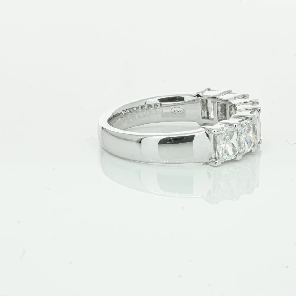 18ct White Gold Radiant Cut Diamond Asra Ring