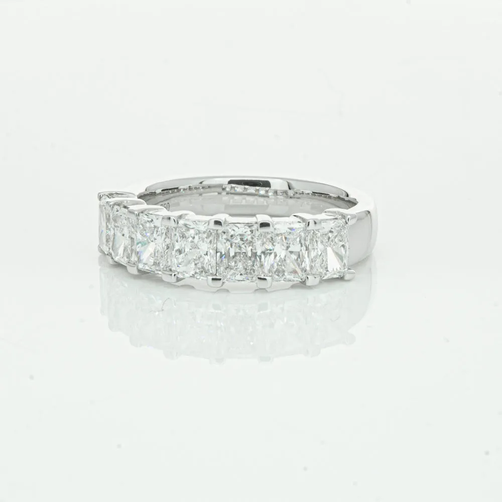 18ct White Gold Radiant Cut Diamond Asra Ring