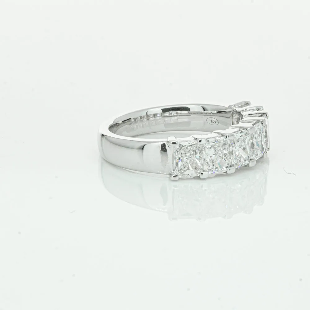 18ct White Gold Radiant Cut Diamond Asra Ring