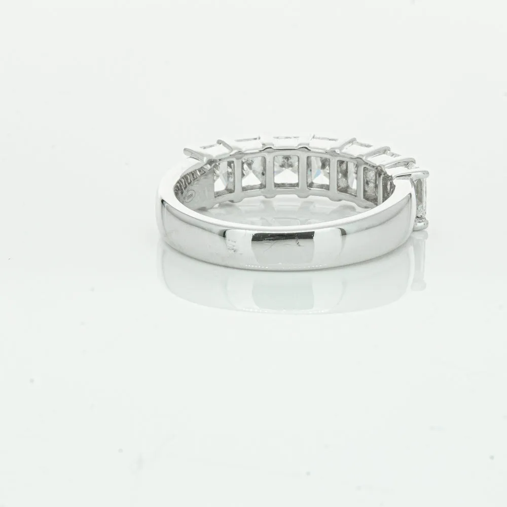 18ct White Gold Radiant Cut Diamond Asra Ring