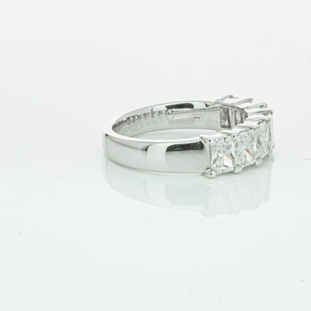 18ct White Gold Radiant Cut Diamond Asra Ring