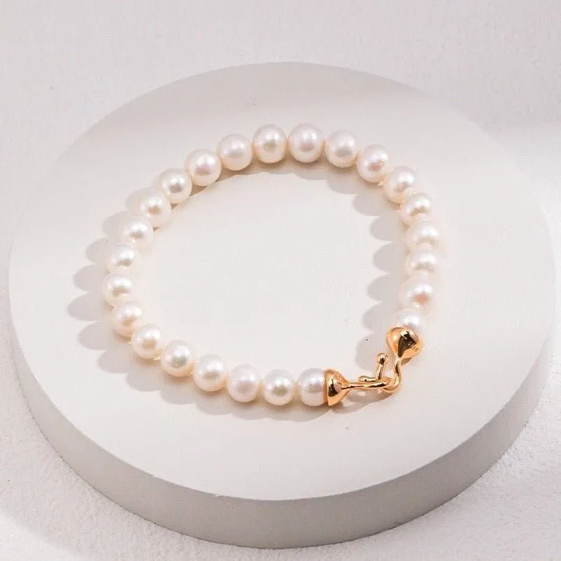 Elegant Natural Pearl Bracelets