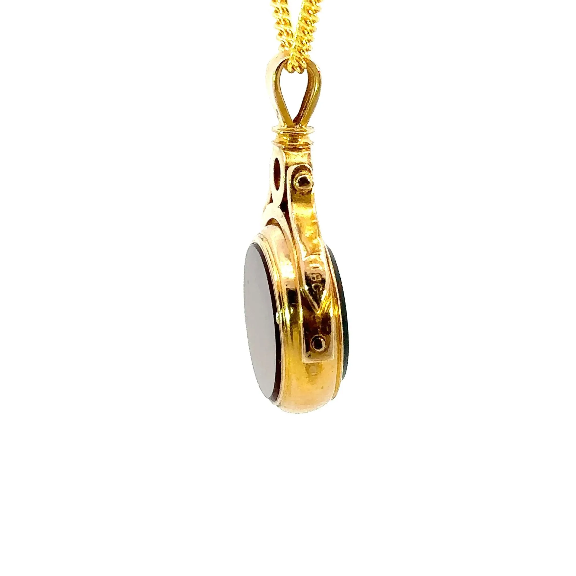 Exquisite Yellow Gold Spinner Pendant