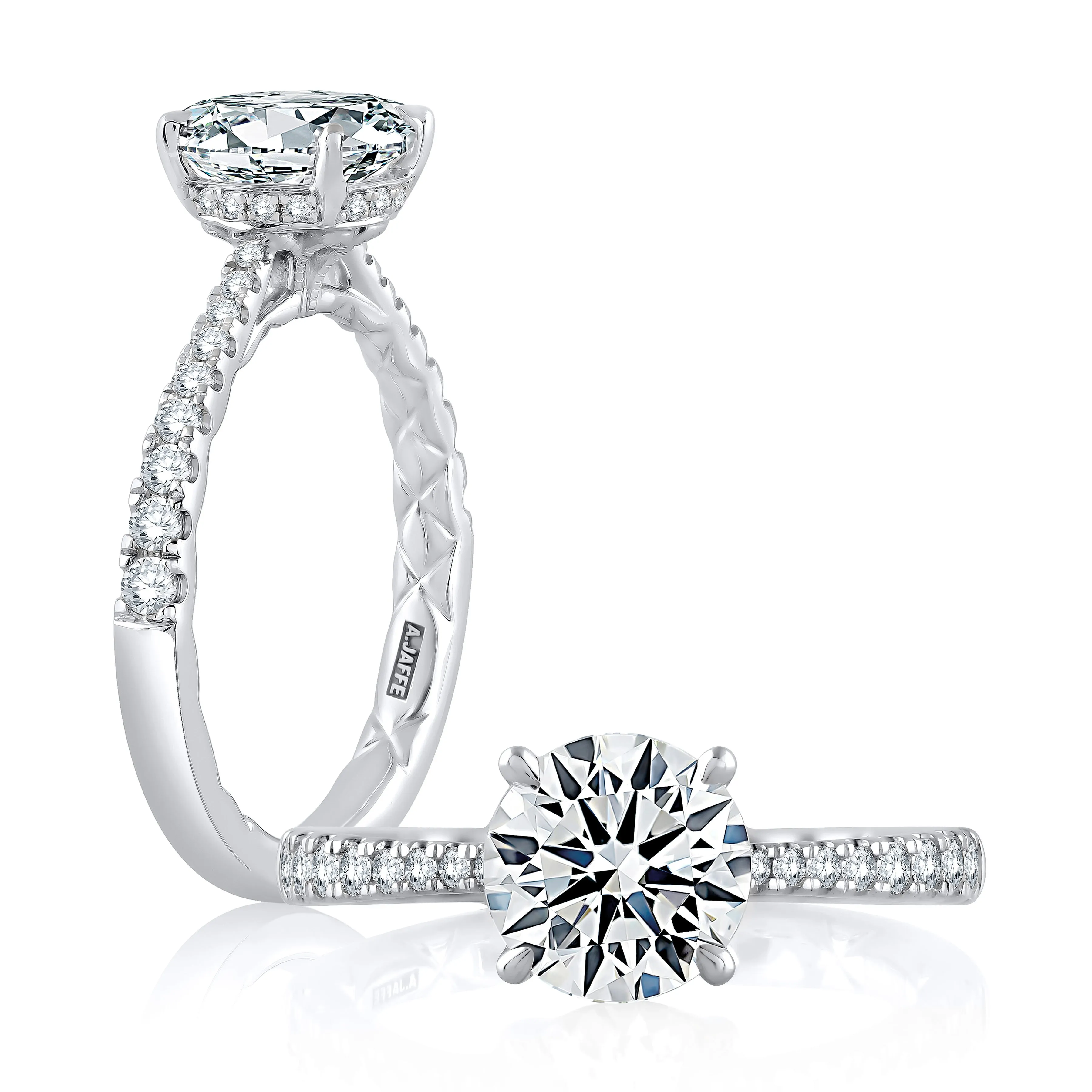 Graduated Diamond Engagement Ring