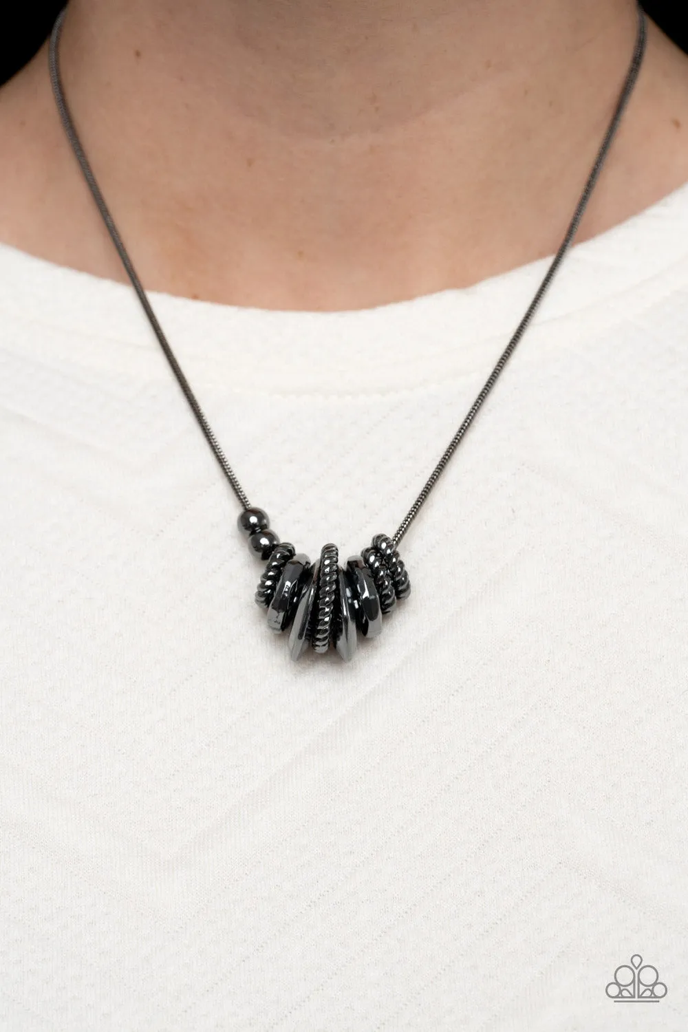 Necklaces Mechanical Mischief - Black