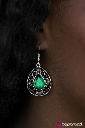 Paparazzi Earring ~ Queen Monarch - Green