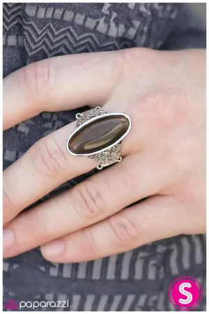 Paparazzi Ring ~ Look At Her GLOW! - Brown