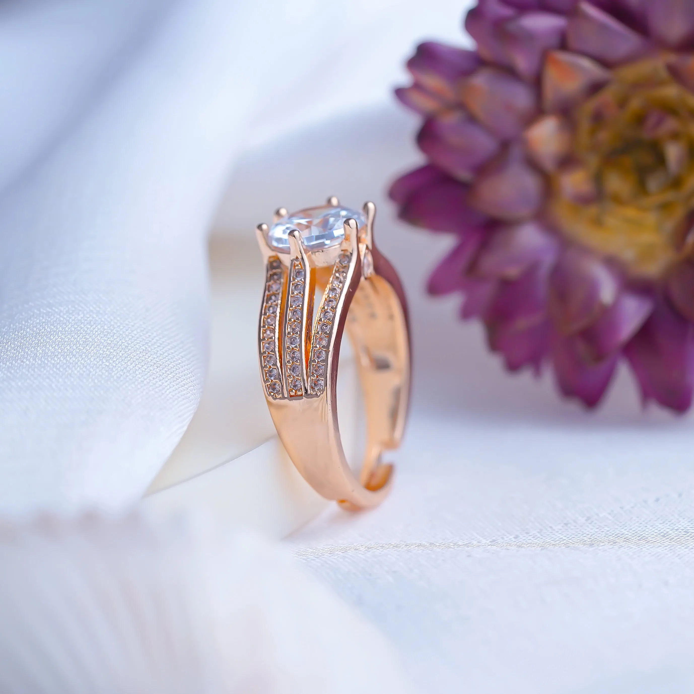 "Zarder Opulence: Luxurious Rings for Every Occasion"