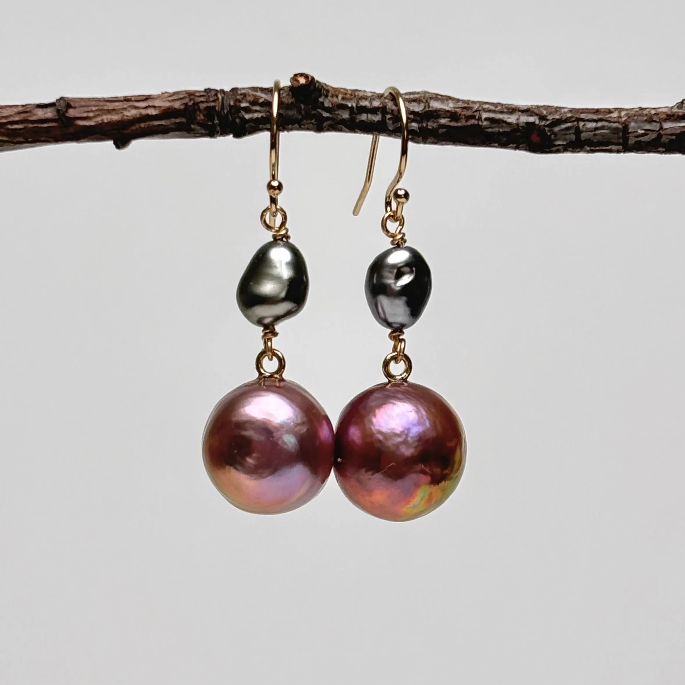 STUNNING Japan Kasumi pearls and Tahitian keshi earrings