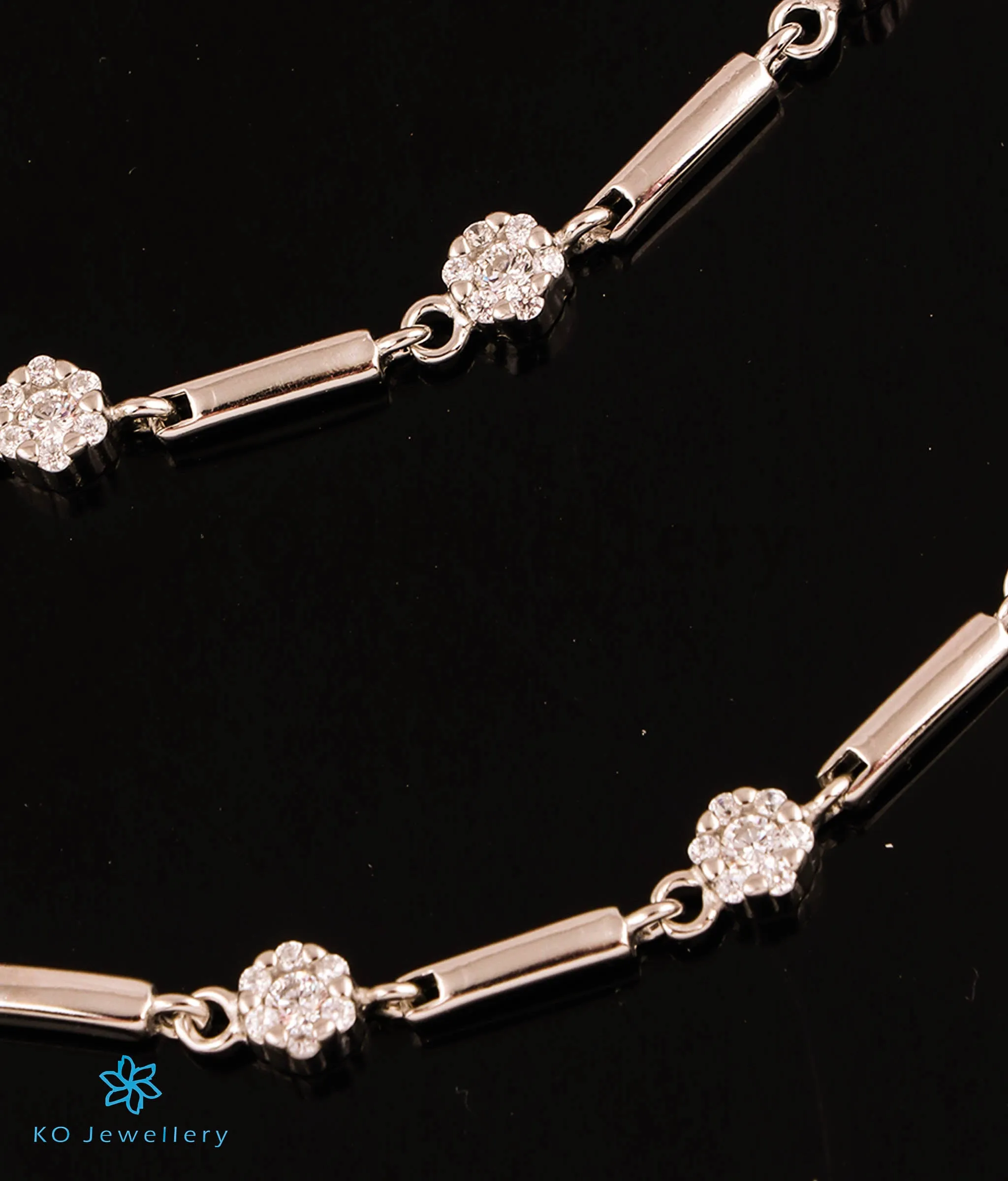 The Diamond Sparkle Silver Anklets