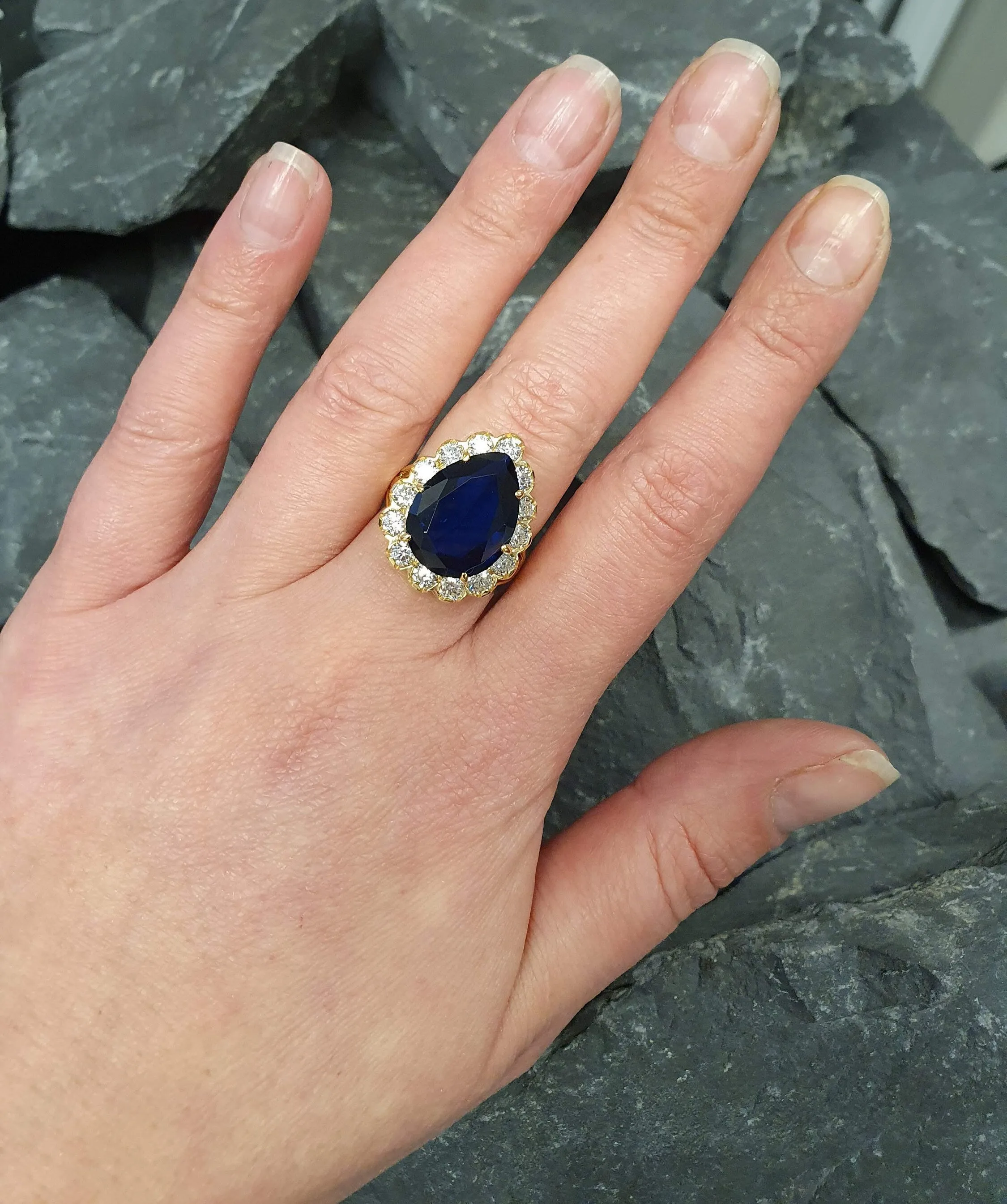 Victorian Sapphire Gold Ring - Blue Teardrop Ring - Vintage Sapphire Ring