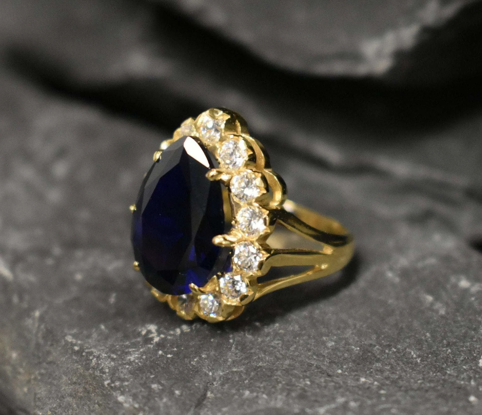 Victorian Sapphire Gold Ring - Blue Teardrop Ring - Vintage Sapphire Ring